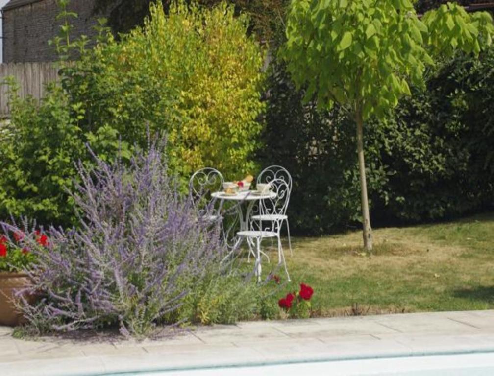 Le Clos Du Murier Chassignelles Εξωτερικό φωτογραφία