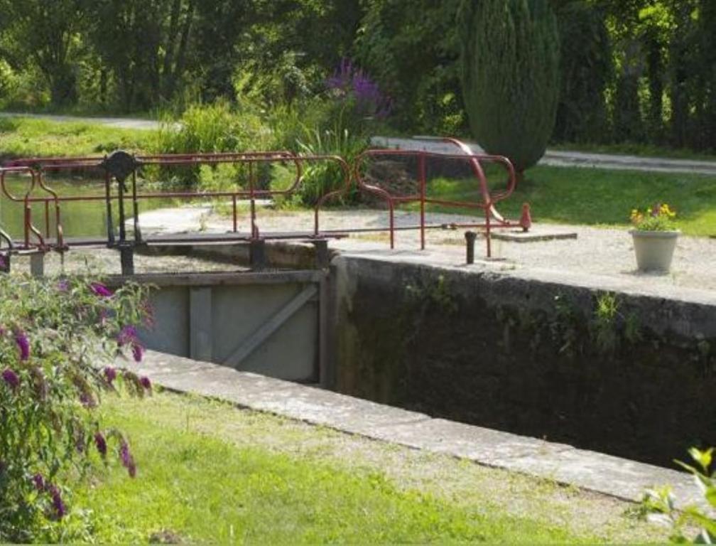 Le Clos Du Murier Chassignelles Εξωτερικό φωτογραφία
